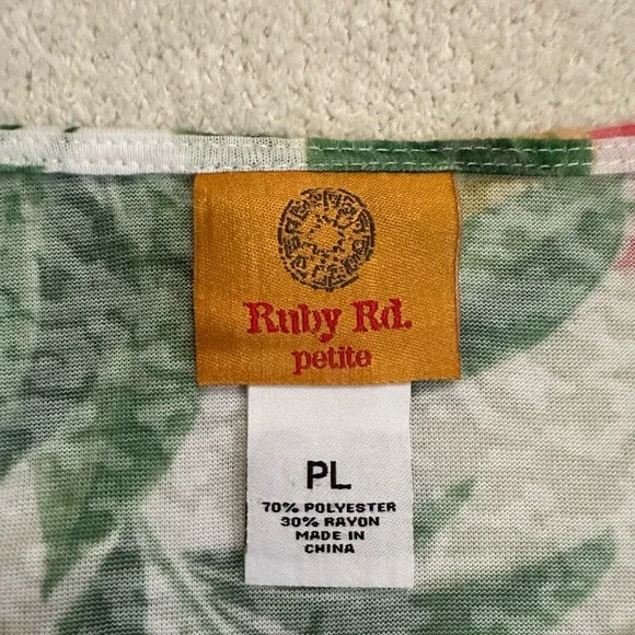 Ruby Rd. Top - Picture 4 of 4